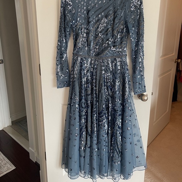 Mac Duggal 5572 Embellished Illusion Sleeve Midi Dress size 8 Christmas/New Year - Picture 3 of 5